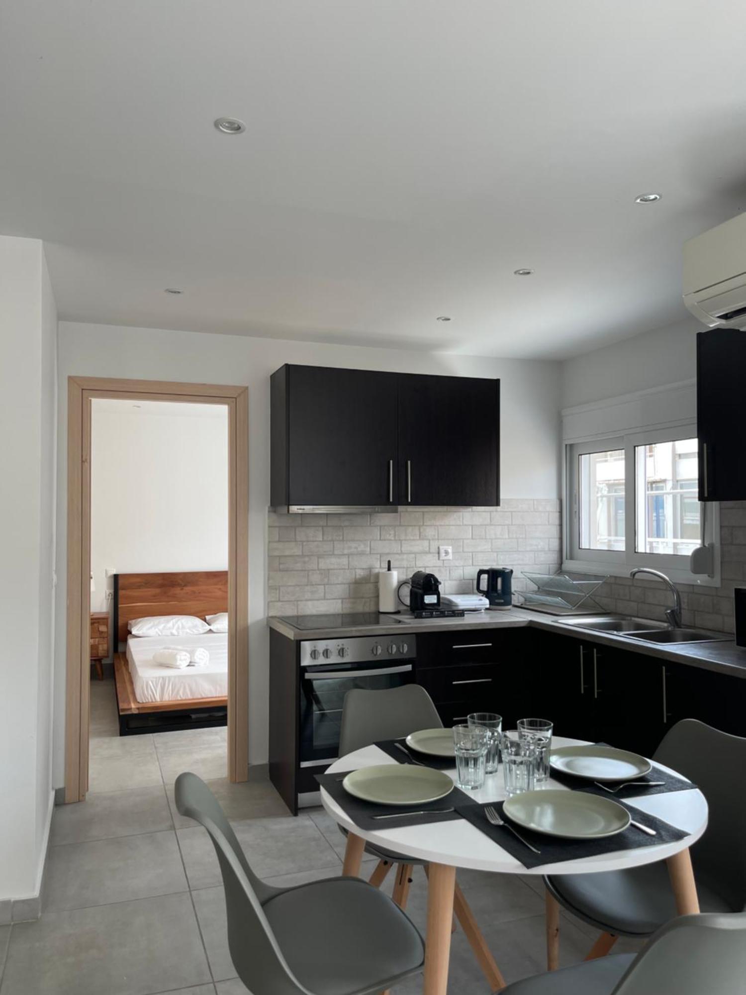 Athenian Modern 2Bd Apt Next To Metro And Archaeological Museum Exterior foto